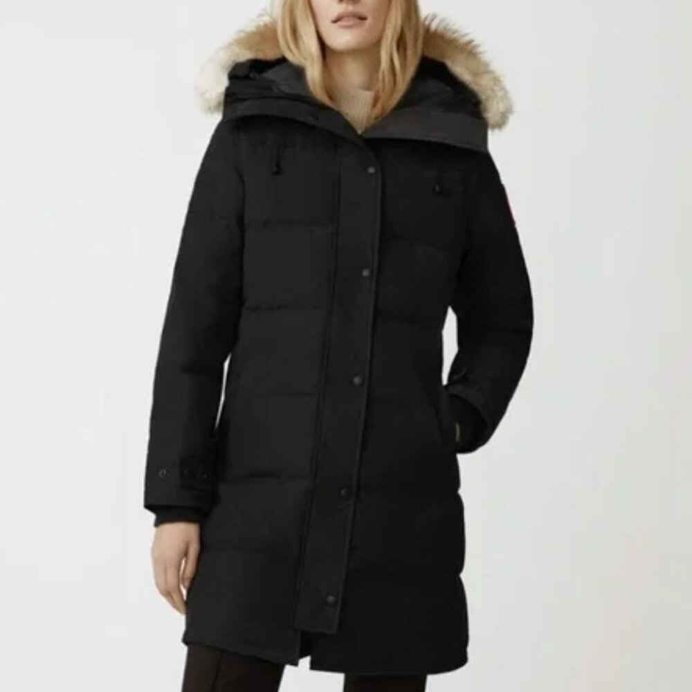 Canada Goose Shelburne Parka w/Fur Hood, Size M